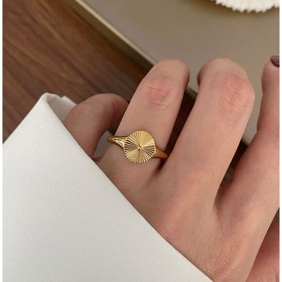 18K Gold-Plated Sunburst Ring Minimalist Stacking Jewelry Statement Ring Gift - Picture 4 of 5